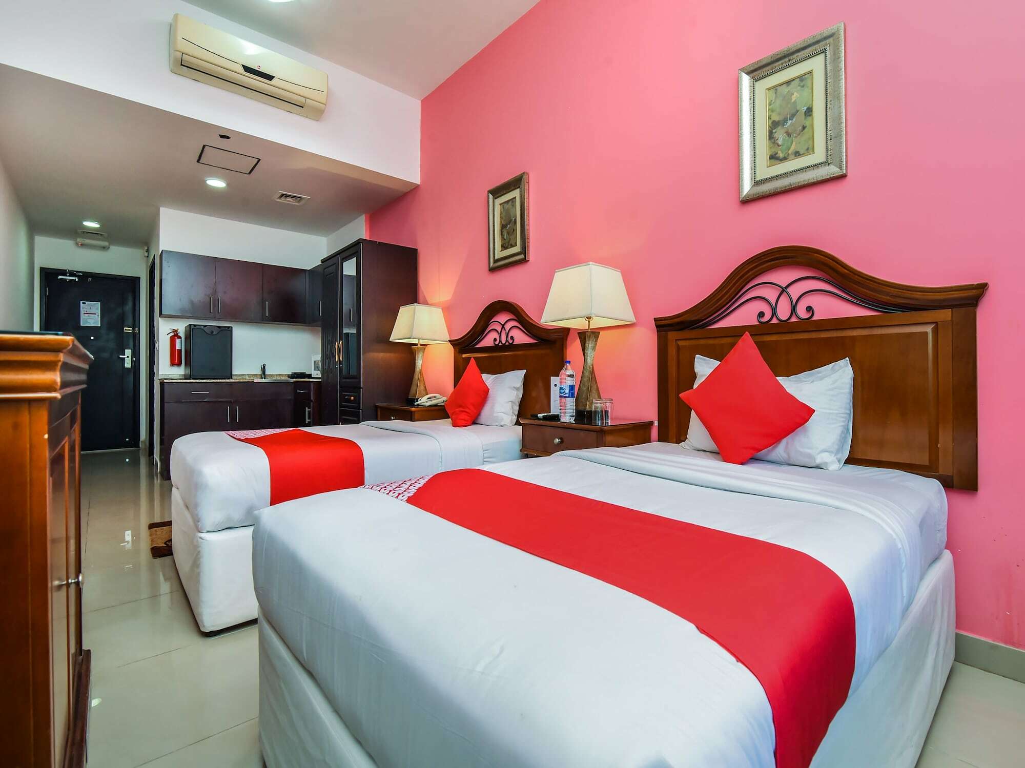 Oyo 138 Empire Hotel Apartments Dubaï Extérieur photo